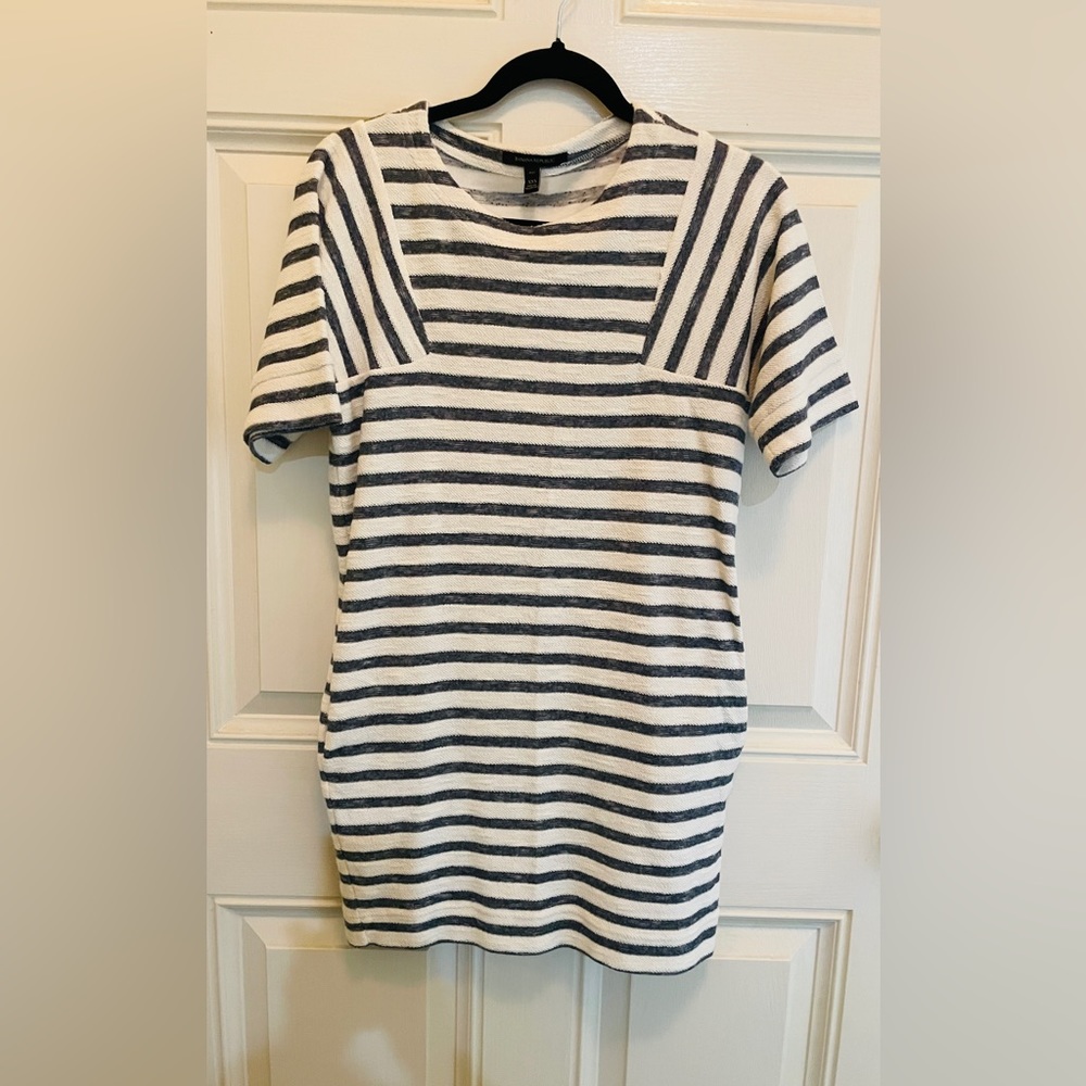 Banana Republic black and white striped dress